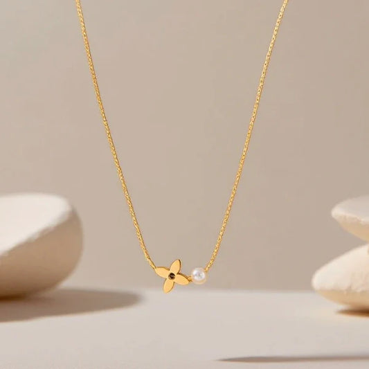 Gold Plated Anti Tarnish Stainless Steel Floral Themed Pendant